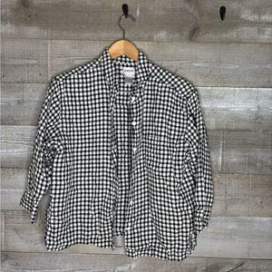 Chicos medium size 1 100% linen plaid Black and White Checkered Button-Up Shirt